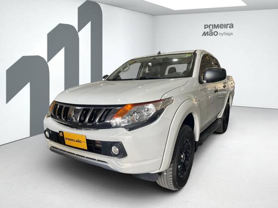 MITSUBISHI L200 TRITON 2.4 16V TURBO DIESEL SPORT GLS CD 4P 4X4 AUTOMÁTICO MITSUBISHI L200 TRITON 2.4 16V TURBO DIESEL SPORT GLS CD 4P 4X4 AUTOMÁTICO